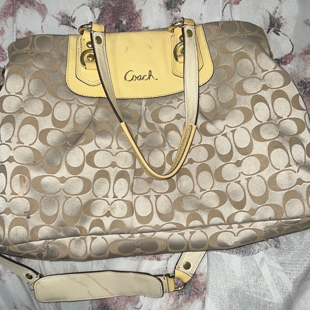 Coach Carryall Ashley Signature Sateen